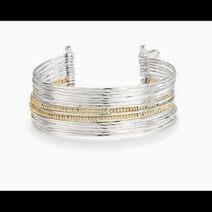 Stella & Dot Rhett Cuff in new condition. Gorgeous cuff.